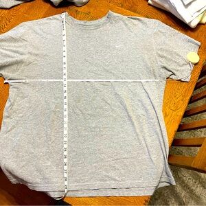 Nike men’s 2xl gray short sleeve tshirt, loose fit.